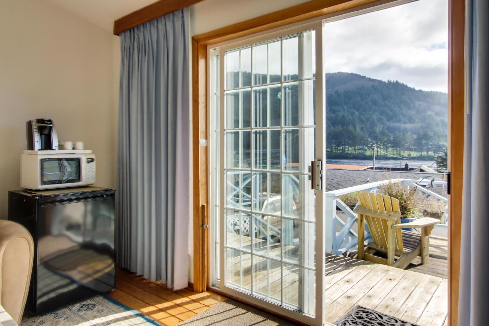 Ocean Cove Inn Yachats Buitenkant foto