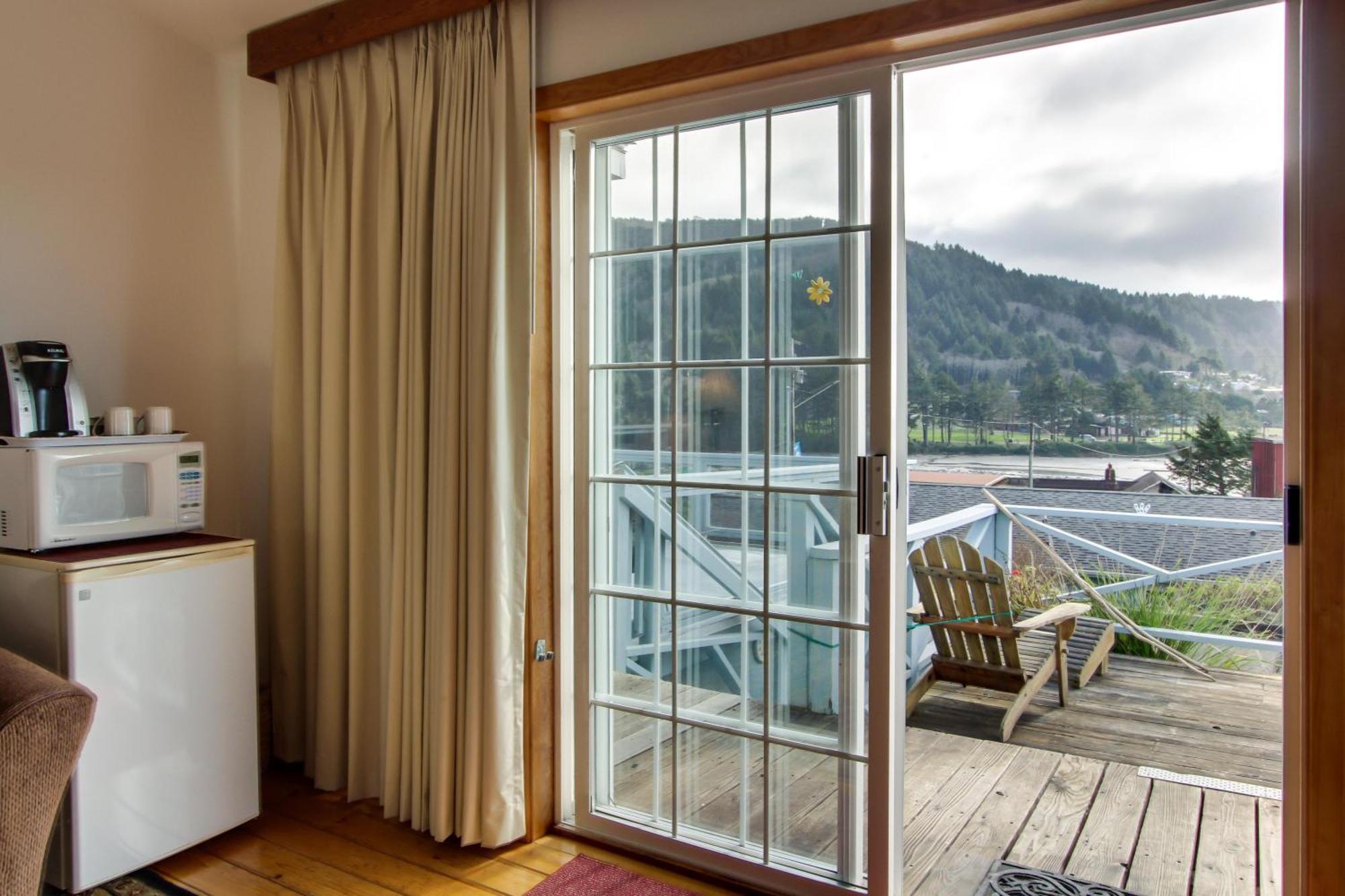 Ocean Cove Inn Yachats Buitenkant foto
