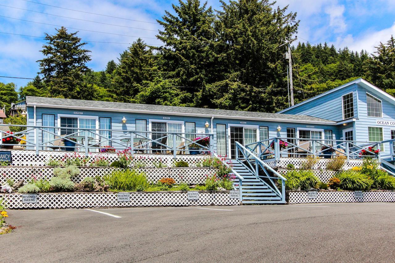 Ocean Cove Inn Yachats Buitenkant foto